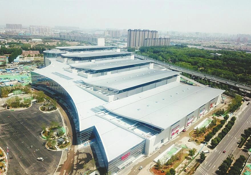 ����ͻ�ƾ�����еչ