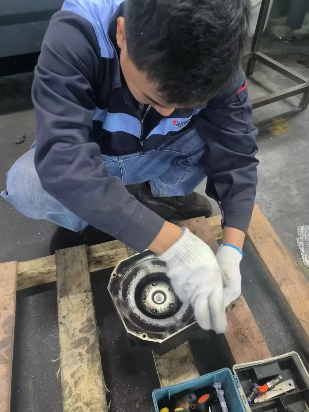 ����ͻ�ƾ���