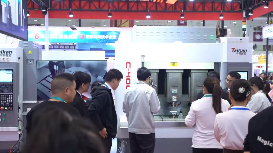 ����ͻ��(�й�)���޹�˾����