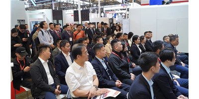 �����ͼ���CCMT2024��Ʒ������ʢ���Ļ���߶��������������ҵ���쳱��